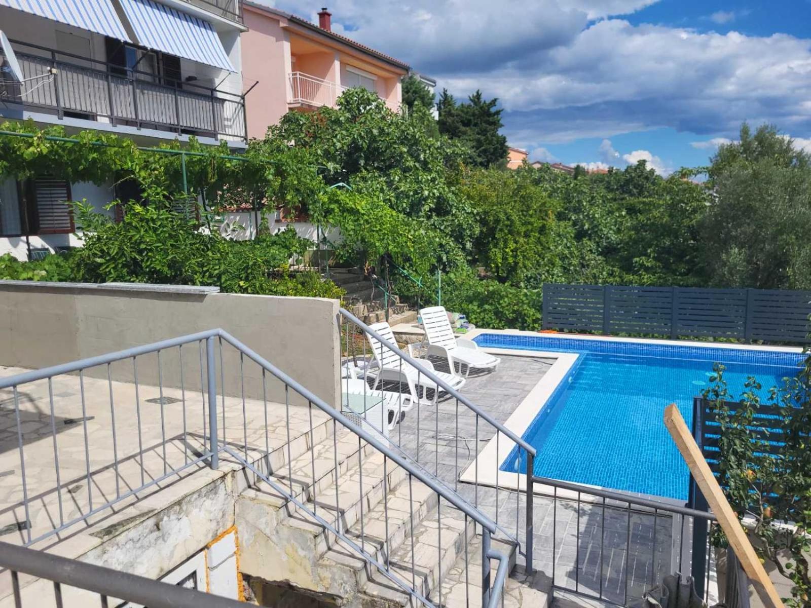With Pool Tomic Crikvenica